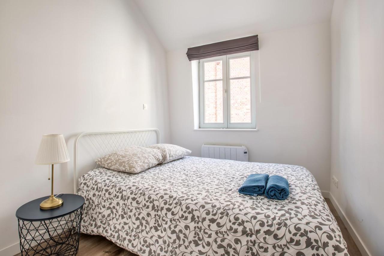 3 Chambres Au Coeur Du Vieux ลีลล์ ภายนอก รูปภาพ