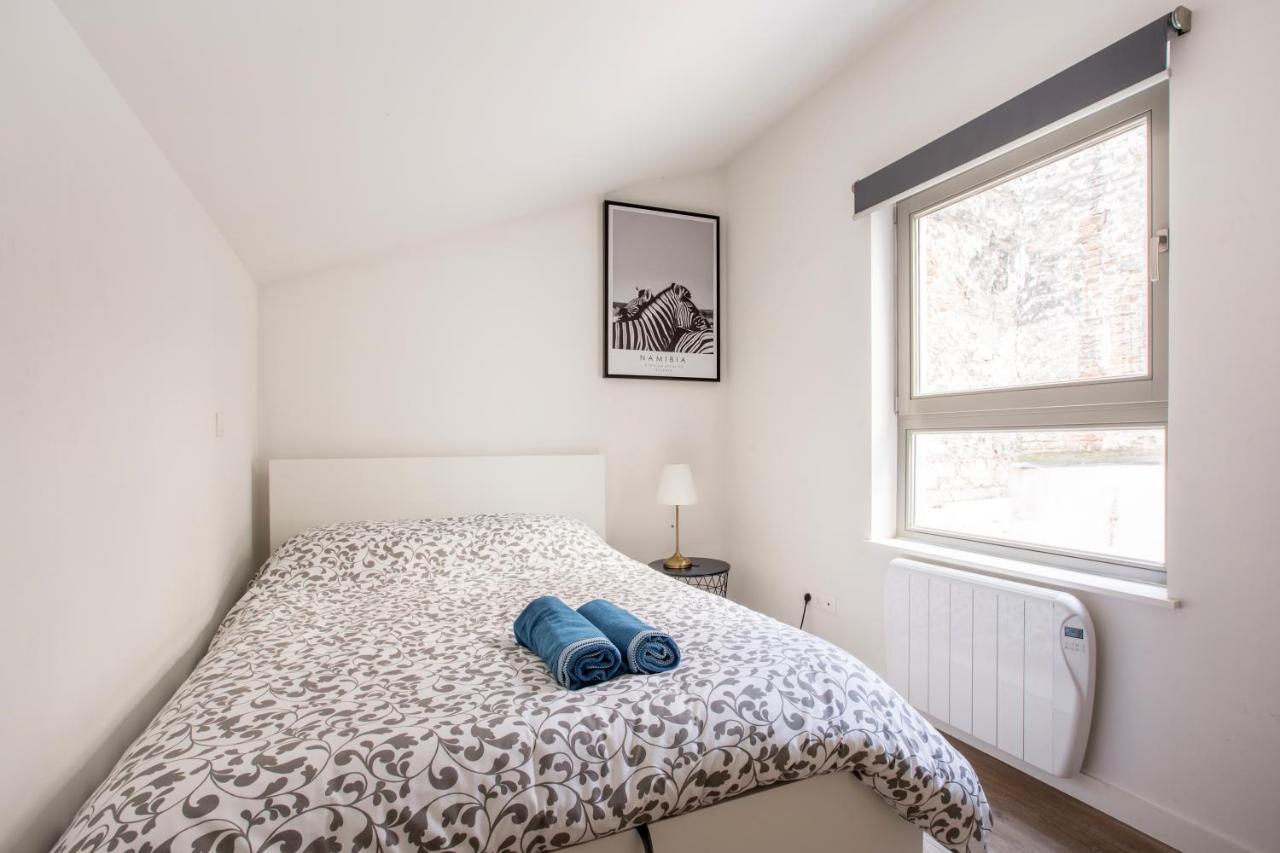 3 Chambres Au Coeur Du Vieux ลีลล์ ภายนอก รูปภาพ